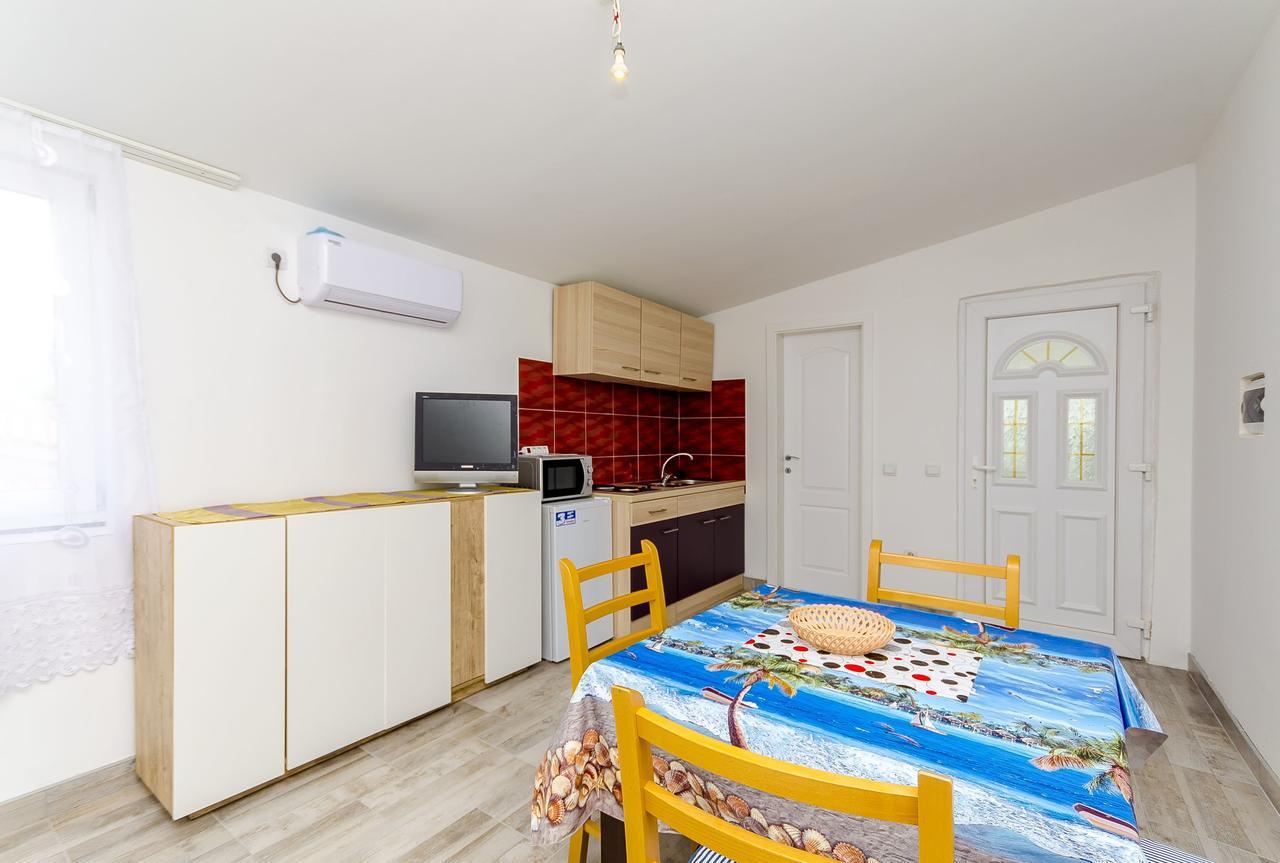 Apartments Mirko I Anda Donji Okrug  Eksteriør billede